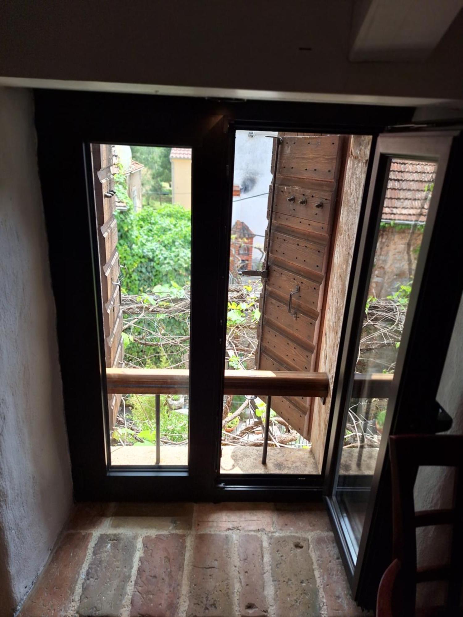 Apartment George Stari Grad  Ngoại thất bức ảnh